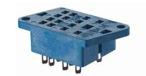 Розетка для монтажа на панель под пайку для реле 55.32, 55.34; монтажный фланец; в комплекте металлическая клипса 094.51